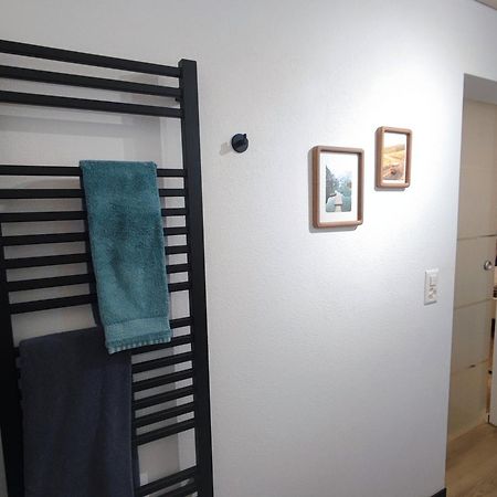 Kleine Auszeit - 2-Zimmer Ferienwohnung Spiez Εξωτερικό φωτογραφία