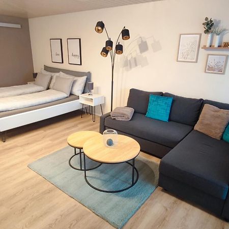 Kleine Auszeit - 2-Zimmer Ferienwohnung Spiez Εξωτερικό φωτογραφία