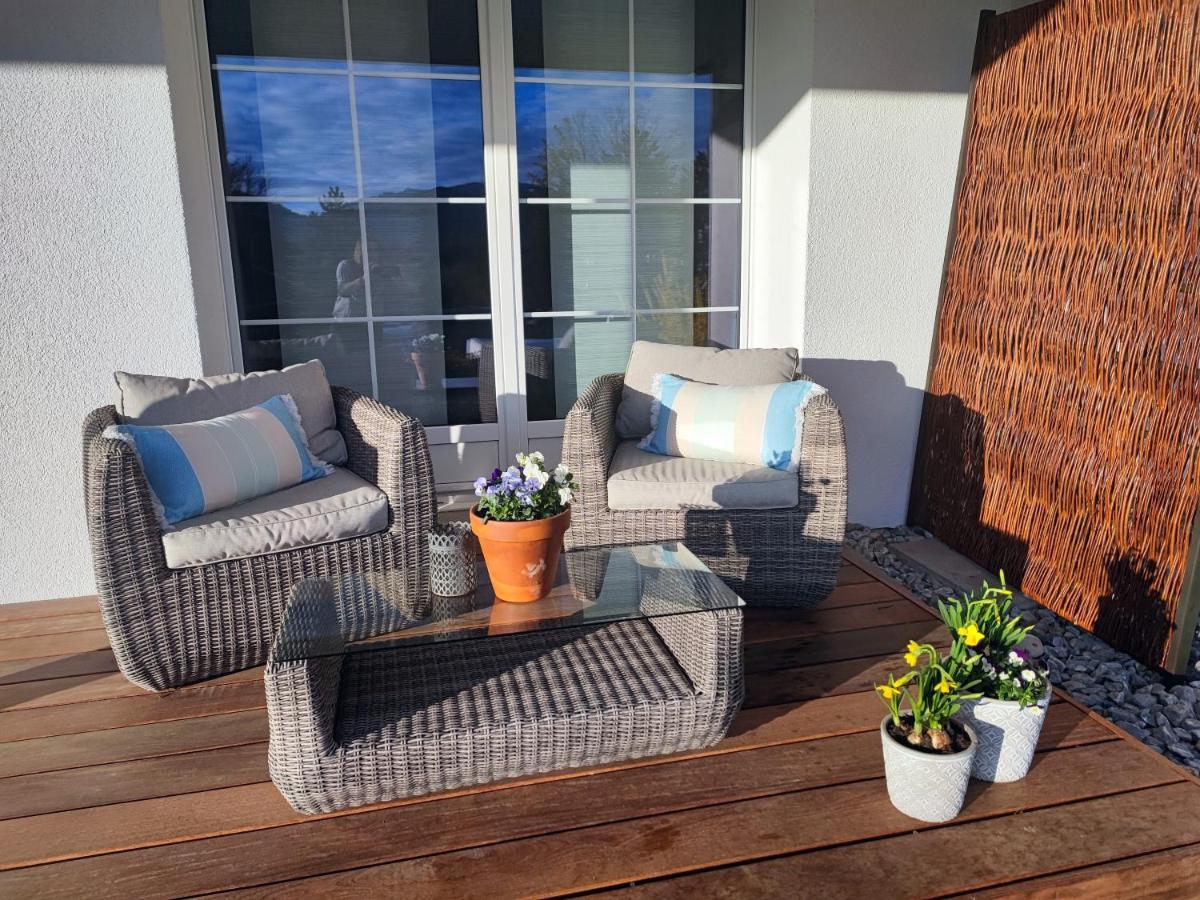 Kleine Auszeit - 2-Zimmer Ferienwohnung Spiez Εξωτερικό φωτογραφία